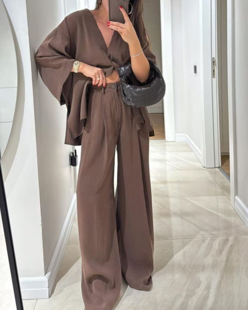 LERÁ | Casual V-Neck Set