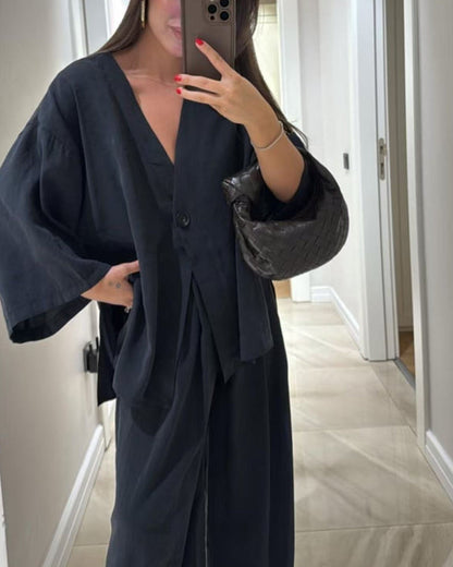 LERÁ | Casual V-Neck Set